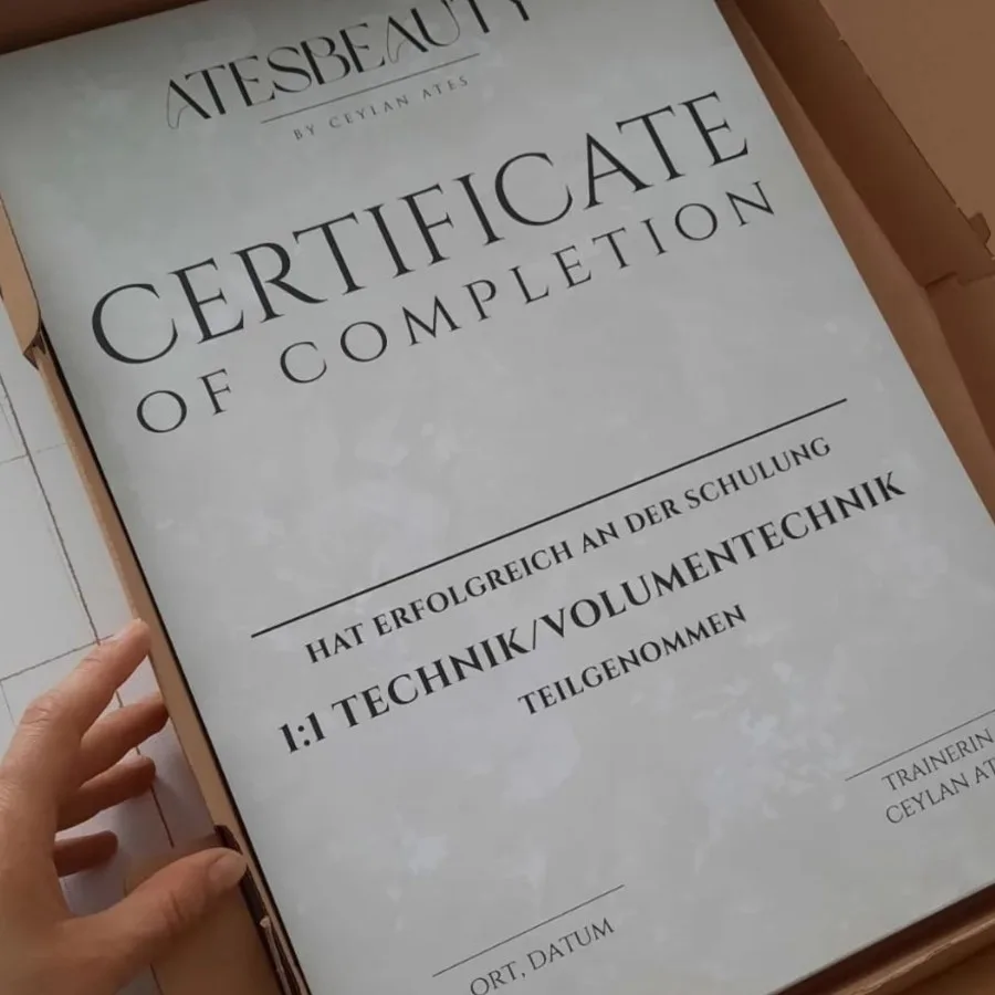 Zertifikat mit eleganter Gestaltung für Auszeichnungen